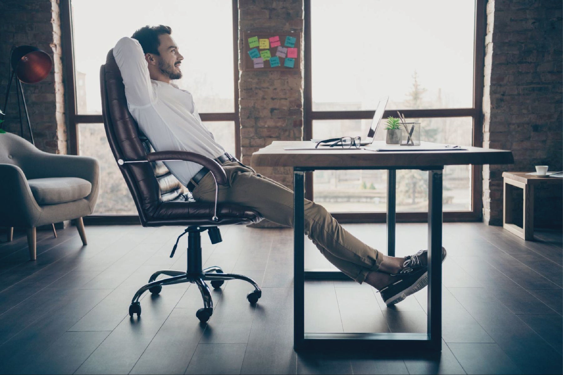 Office Chair vs Task Chair - Freedman's Office Furniture - Main