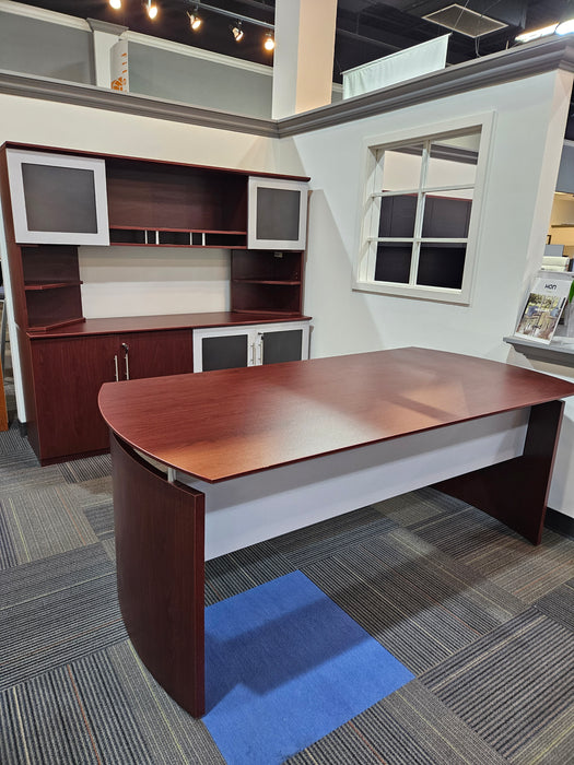 Pre-Owned desk shell and storage credenza