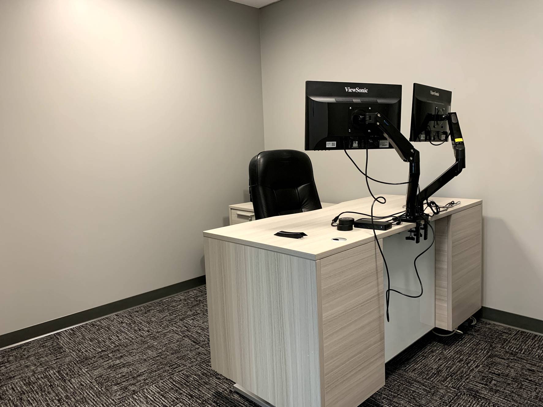Freedman's Office Furniture