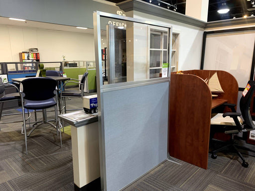 Visio | Portable Partition Wall w/ Glass 4' X 6' - Freedman's Office Furniture - Side View